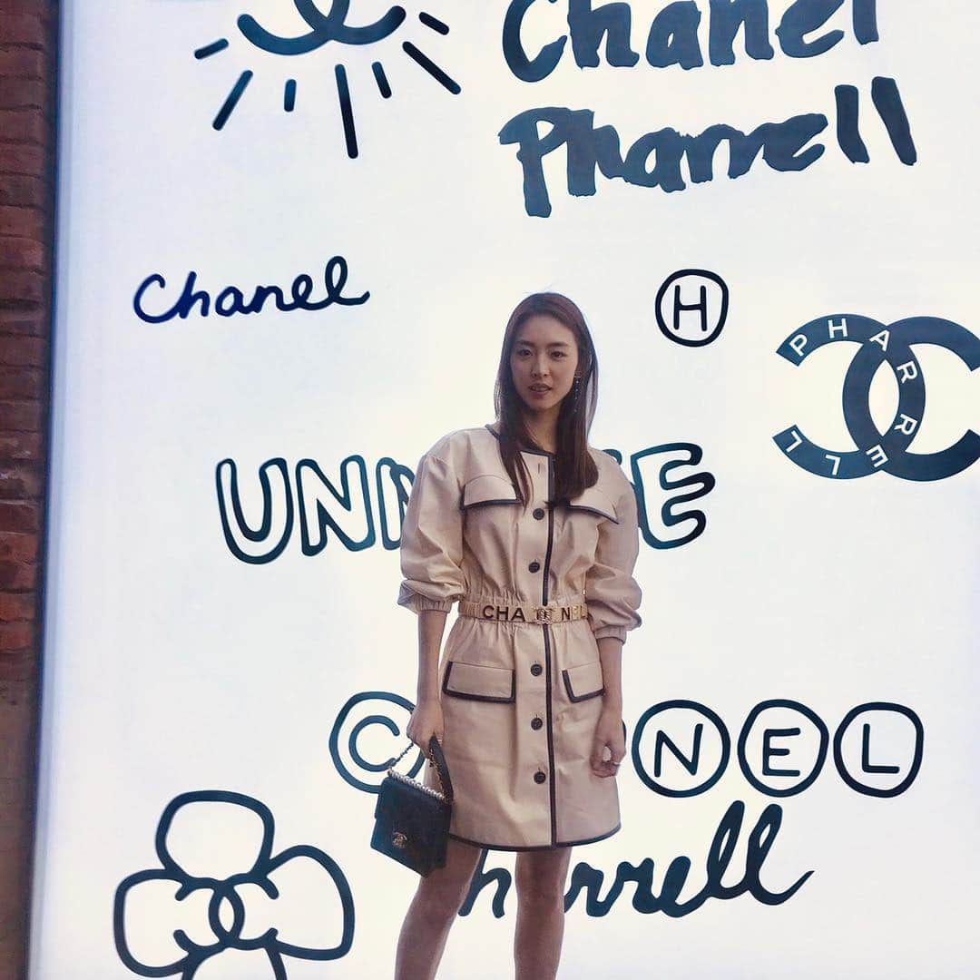 イ・ヨニさんのインスタグラム写真 - (イ・ヨニInstagram)「Thanks #chanel」3月29日 11時42分 - yeonhee.luv