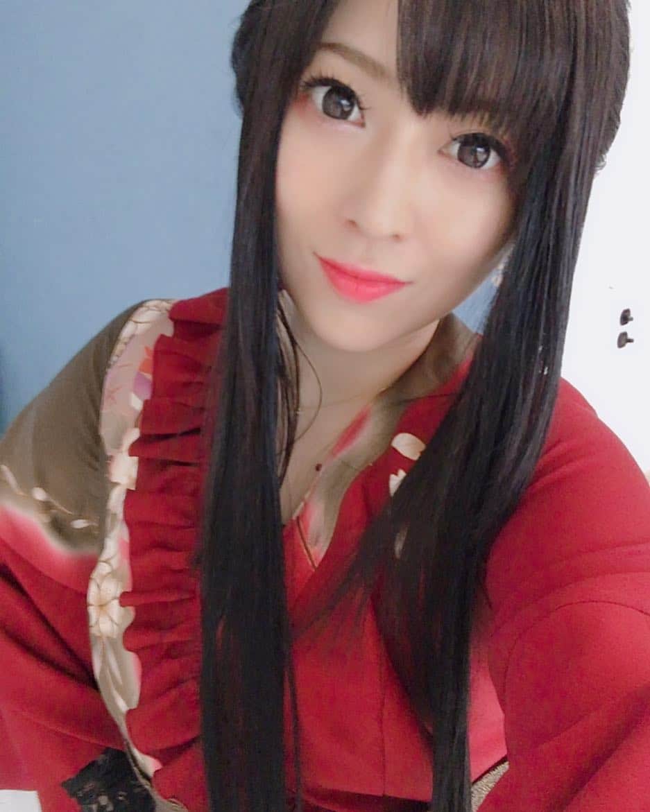 鈴華ゆう子のインスタグラム：「さて、今日もいきますか。 #yukosuzuhana」