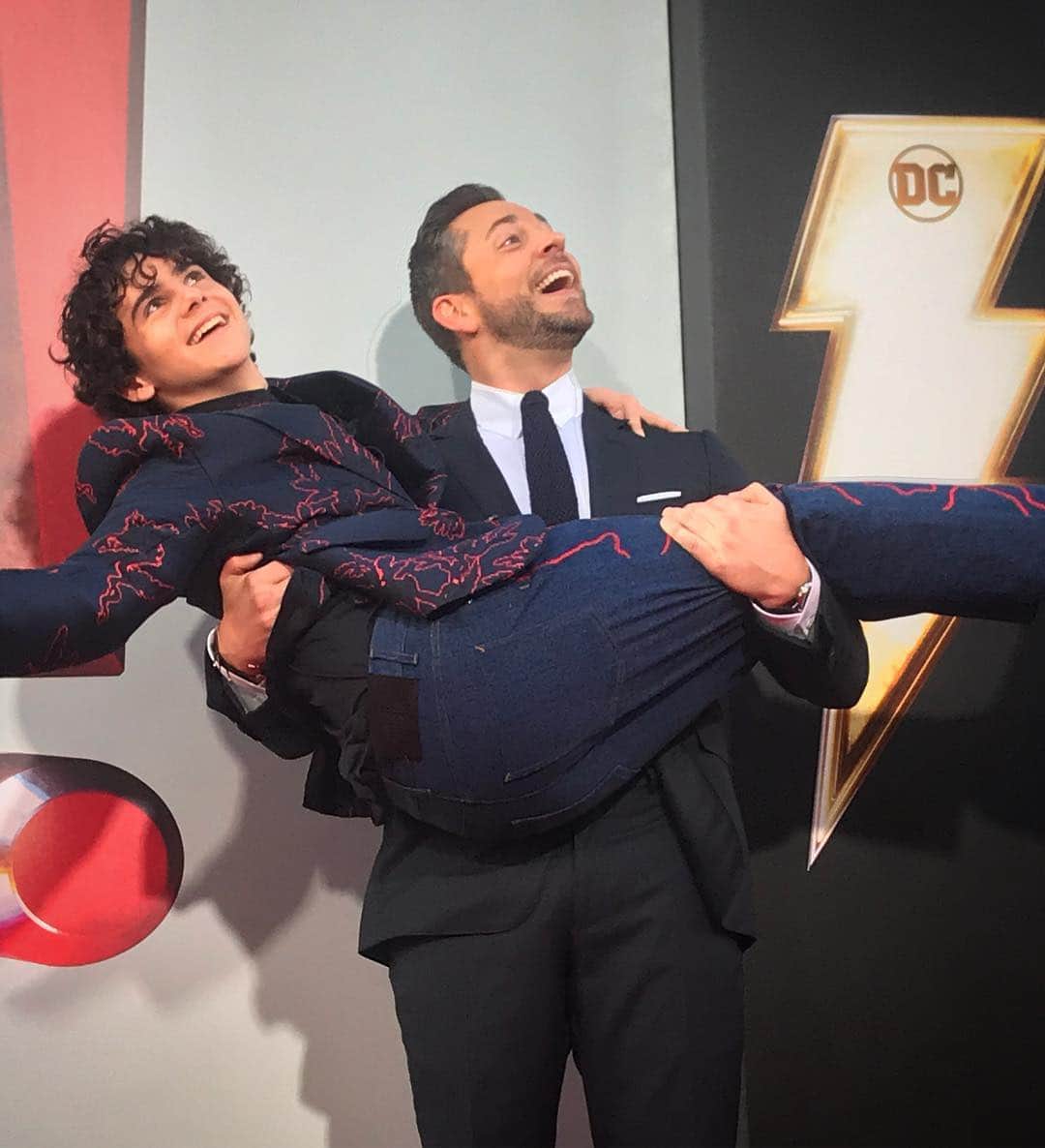 Warner Bros. Picturesさんのインスタグラム写真 - (Warner Bros. PicturesInstagram)「Freddy & #SHAZAM! having too much fun on the red carpet⚡️」3月29日 11時55分 - wbpictures
