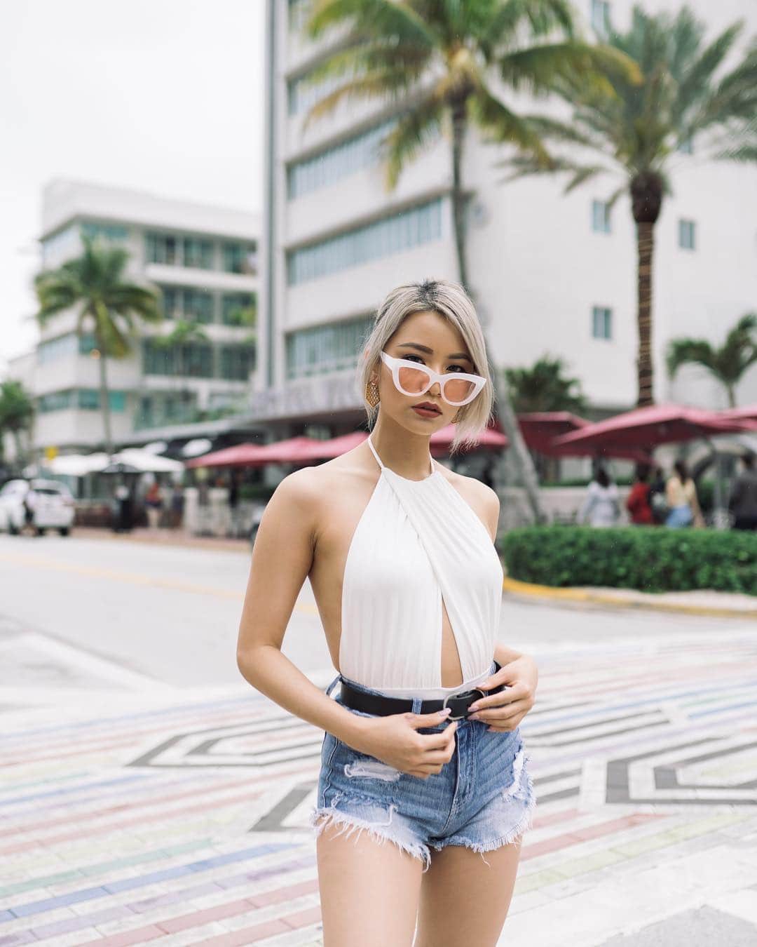 のインスタグラム：「Coachella or No-chella?  Top: Rosie Halter Bodysuit by @superdown @revolve  #revolve #revolveme #superdown」