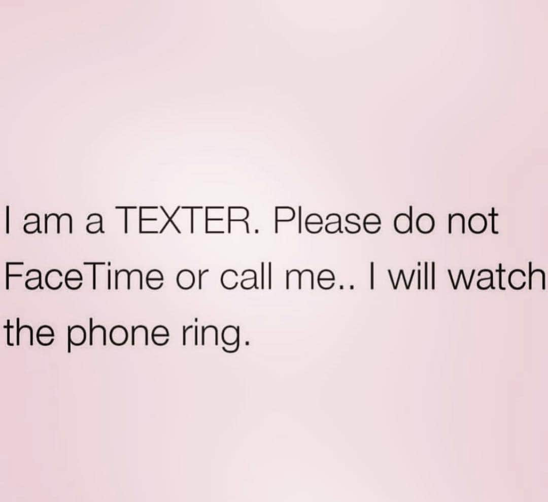 ヴィッキー・パティソンさんのインスタグラム写真 - (ヴィッキー・パティソンInstagram)「And WhatsApp you after saying ‘I’m sorry I missed your call.’ FYI I’m not sorry, don’t ring me. K, thanks, bye x」3月29日 4時03分 - vickypattison