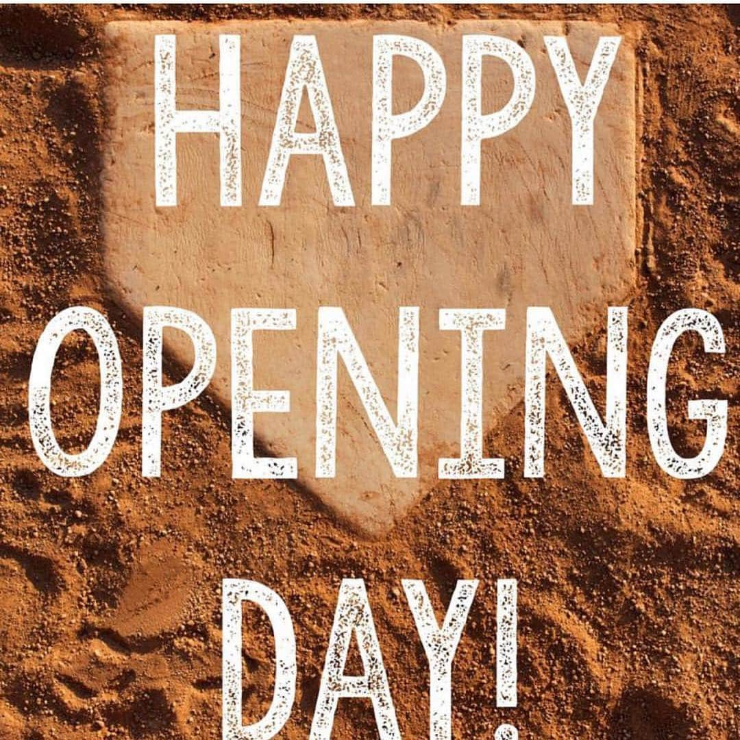 サルバドール・ペレスさんのインスタグラム写真 - (サルバドール・ペレスInstagram)「Happy opening day to all my friends GOD Bless u !!!! have at great year guys #2019season #baseballseason #mlb 🙏🏽😇」3月29日 5時06分 - salvadorp13