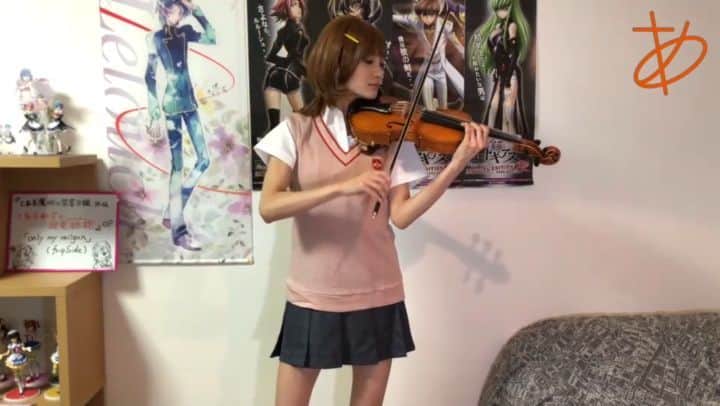のインスタグラム：「めっちゃ今更ながらですが言わせて下さい...🙇 ／／ Ayasa channelの 『only my railgun』 100万回再生突破⚡ ありがとうございます\(*´ω`*)/ ＼＼ . ずっと聴いていて大好きな曲でしたが、カバーして、ライブでも演奏させていただいて、弾くのも大好きな曲になりました♥️ . 🎻アレンジも結構熟考したので、これからも沢山聴いて観ていただけたら本望です✨ 📺https://youtu.be/q2z-oRAlV7o ・ ・ #とある科学の超電磁砲  #onlymyrailgun #fripside  #この曲の破壊力やばい #御坂美琴 #とある科学の超電磁砲コスプレ #cosplay  #ayasachannel #ヲタリスト  #バイオリン #violin #5string  #弾いてみた #violincover #violinist #バヨリン弾き #100万回再生突破🙏 #ありがとうございます  #今更ながら」