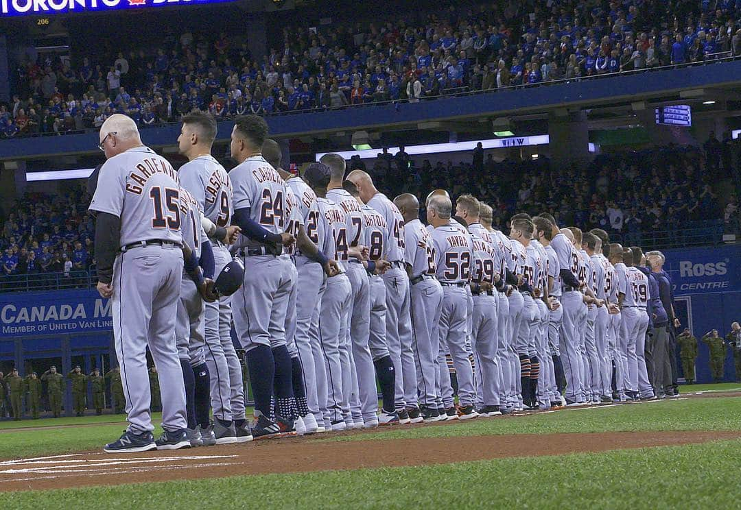 デトロイト・タイガースさんのインスタグラム写真 - (デトロイト・タイガースInstagram)「Gang’s all here. #OpeningDay #MotorOn」3月29日 5時24分 - tigers