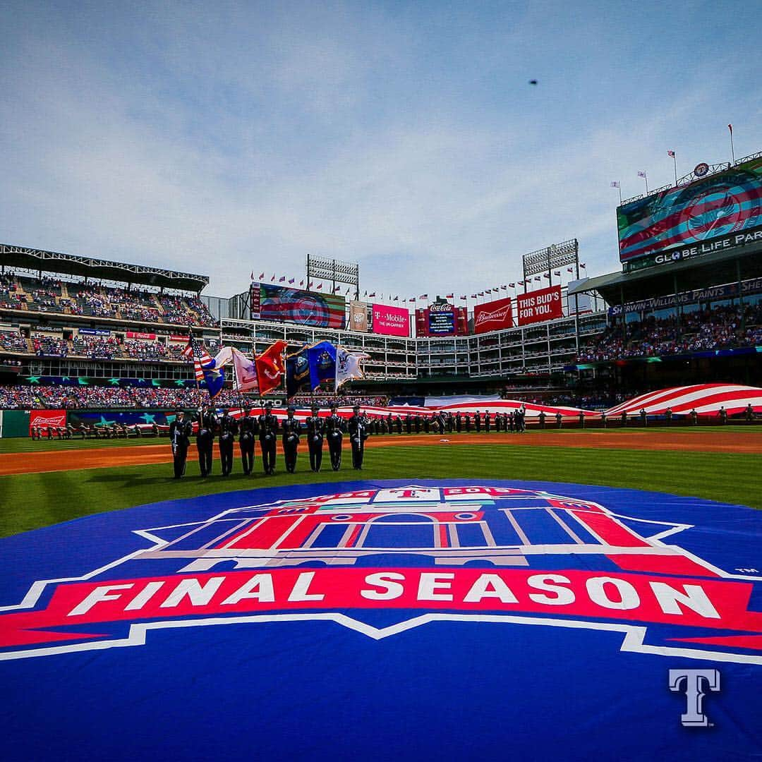 テキサス・レンジャーズさんのインスタグラム写真 - (テキサス・レンジャーズInstagram)「Ladies & gentlemen, it is ⚾️ time in Texas.」3月29日 5時41分 - rangers