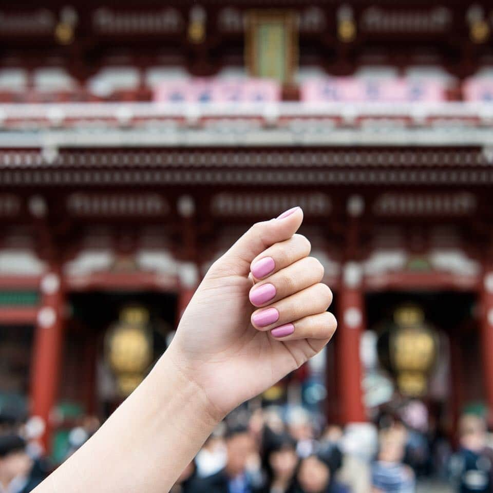 OPIさんのインスタグラム写真 - (OPIInstagram)「Date night? Better wear #AnotherRamenticEvening. Impress that special someone with our new #OPITokyo collection 💃🕺 #pink #pinknails #coloristheanswer」3月29日 5時53分 - opi