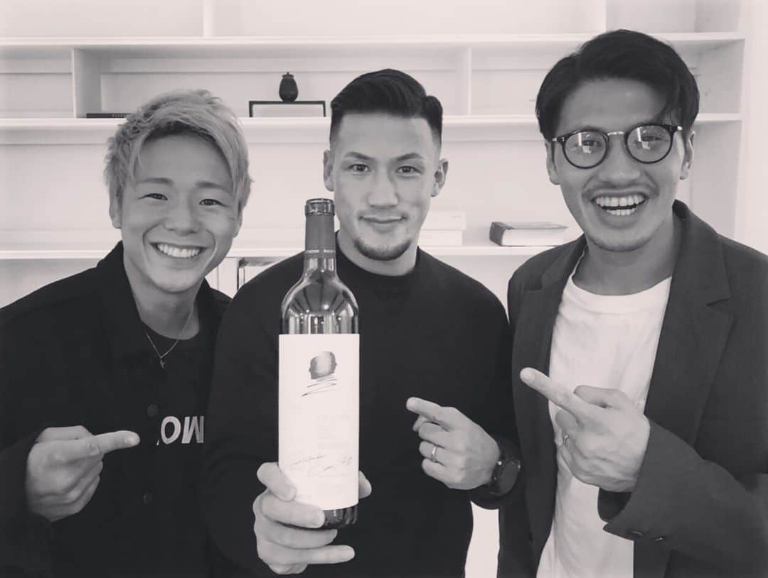卜部弘嵩さんのインスタグラム写真 - (卜部弘嵩Instagram)「#brothers #opusone #wine」3月29日 6時49分 - hirotakaurabe