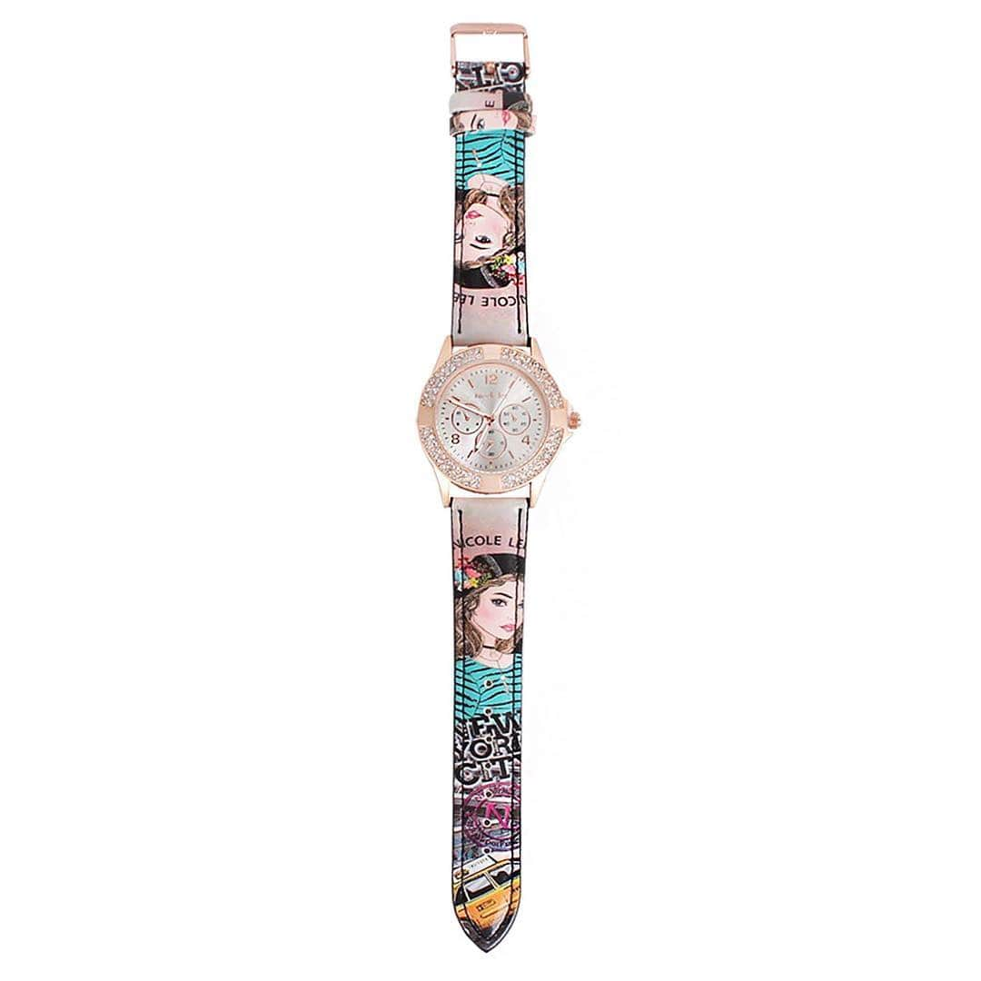 ニコールリーさんのインスタグラム写真 - (ニコールリーInstagram)「Add The Nicole Lee Crystal Watch With Bracelet Set to your wardrobe to amplify your luxurious style. ✨✨✨ #nicoleleeusa #nicolelee #nllook #watch」3月29日 6時50分 - nicoleleeusa