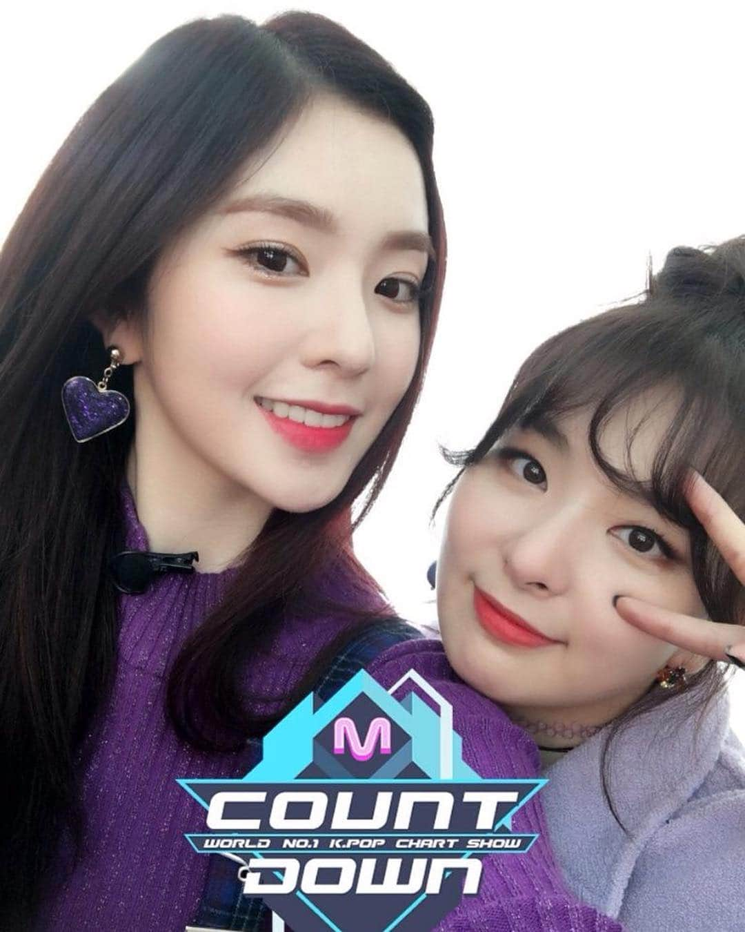 スルギさんのインスタグラム写真 - (スルギInstagram)「Happiest birthday to the most beautiful leader & unnie, Irene 💕 Thank you for being the a leader, unnie, friend & family to Seulgi. Thank you for taking care of our Seulgi. 🐰🐻 #HappyIRENEDay #CauseItsYouIRENE #REDVELVET #레드벨벳 #SEULGI #슬기 #🐻」3月29日 8時04分 - kristiandawal29