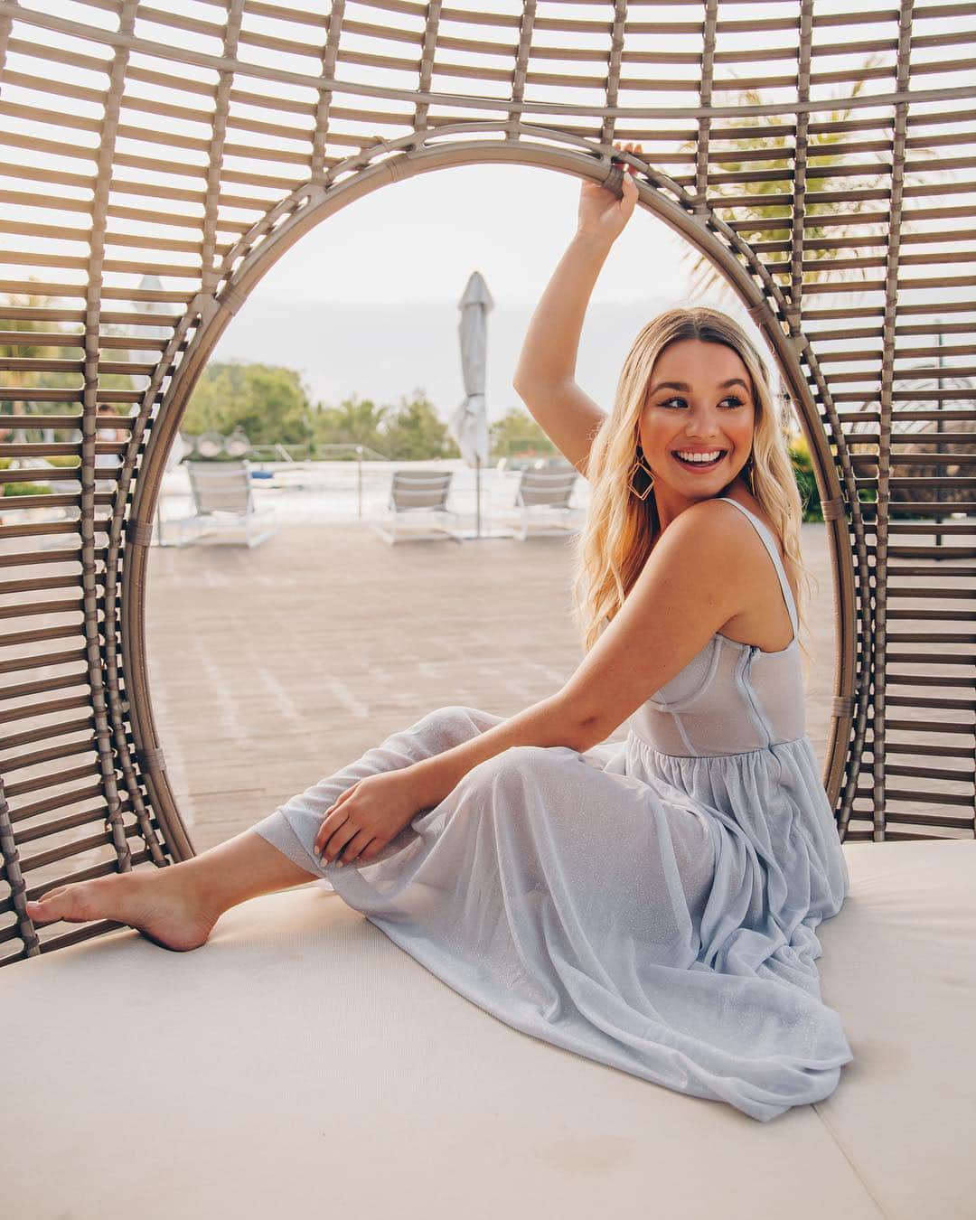 トーリ・ウェブスターのインスタグラム：「always thought Tinker Belle was my spirit animal 🧚🏻‍♂️✨」