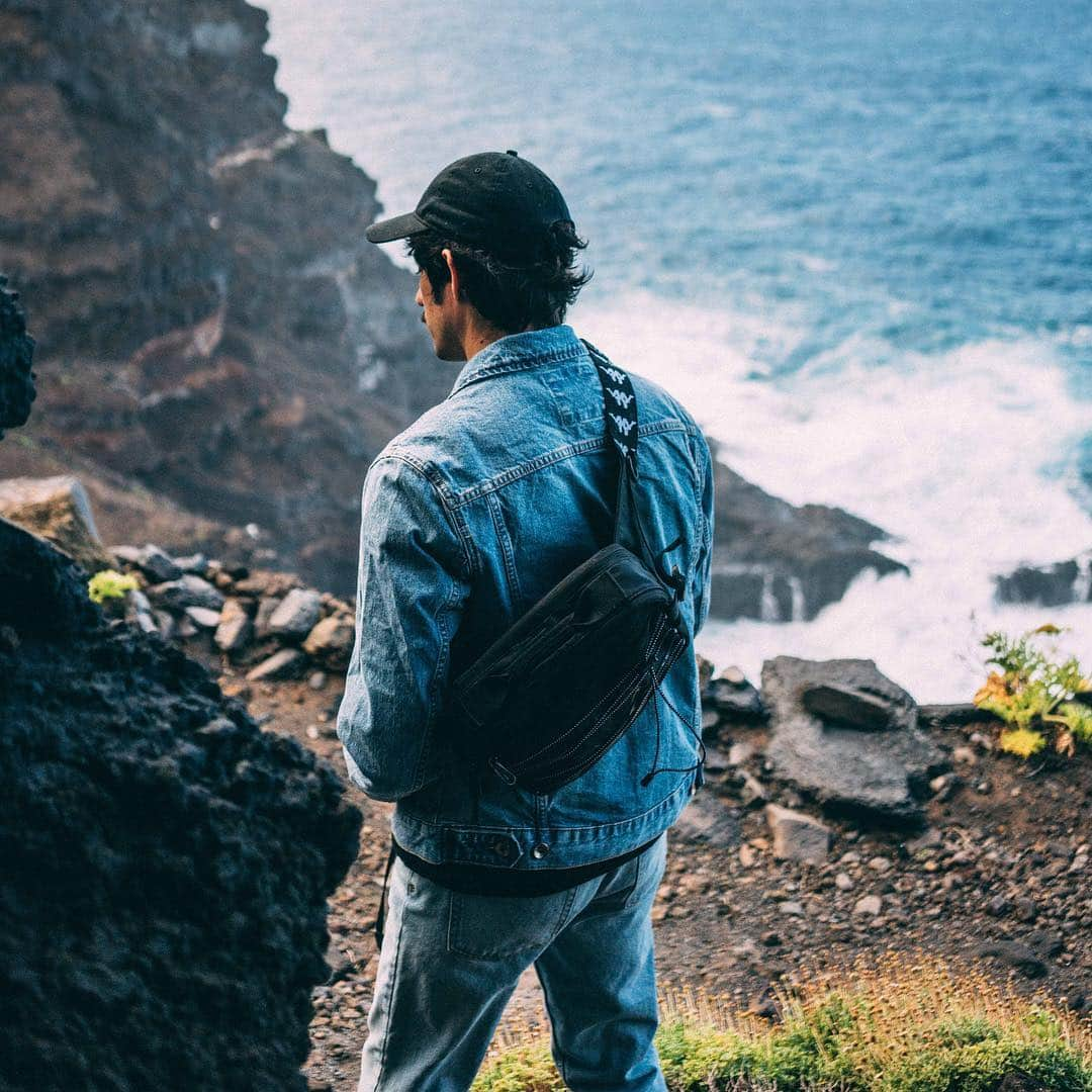 Urban Outfittersさんのインスタグラム写真 - (Urban OutfittersInstagram)「@cokebartrina with the views, as usual. 📷: @frecklesnur #UOMens @UrbanOutfittersMens」3月29日 8時01分 - urbanoutfitters