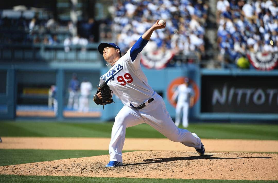 柳賢振さんのインスタグラム写真 - (柳賢振Instagram)「Great start opening Day2019 #dodgers」3月29日 10時01分 - hyunjinryu325