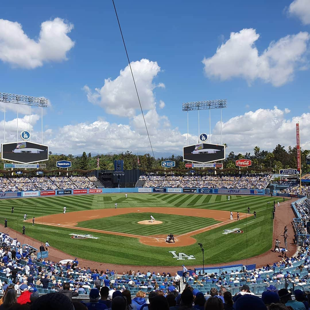 ショリさんのインスタグラム写真 - (ショリInstagram)「#LADODGERS #LA #MLB #homerunparty ⚾️⚾️⚾️ #biggame 날씨도좋고너무재밌었음 #류현진 #현장에서보니더자랑스럽고뿌듯 #쇼리 #마이티마우스」3月29日 10時11分 - shorrymm