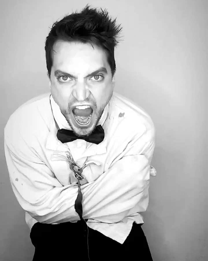 リチャード・ハーモンのインスタグラム：「Tons of fun working with @bradley206 for #dreamloudofficial today. Bunch of crazy stuff to come.」