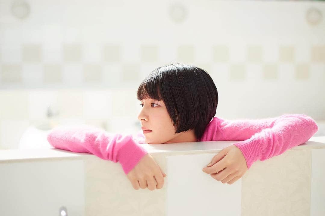 生越千晴のインスタグラム：「. 本日、深夜0時52分〜 テレ東『日本ボロ宿紀行』第10話の放送です！ 出演してますので是非ご覧ください〜〜 すてきなボロ宿でした♨️ #日本ボロ宿紀行」