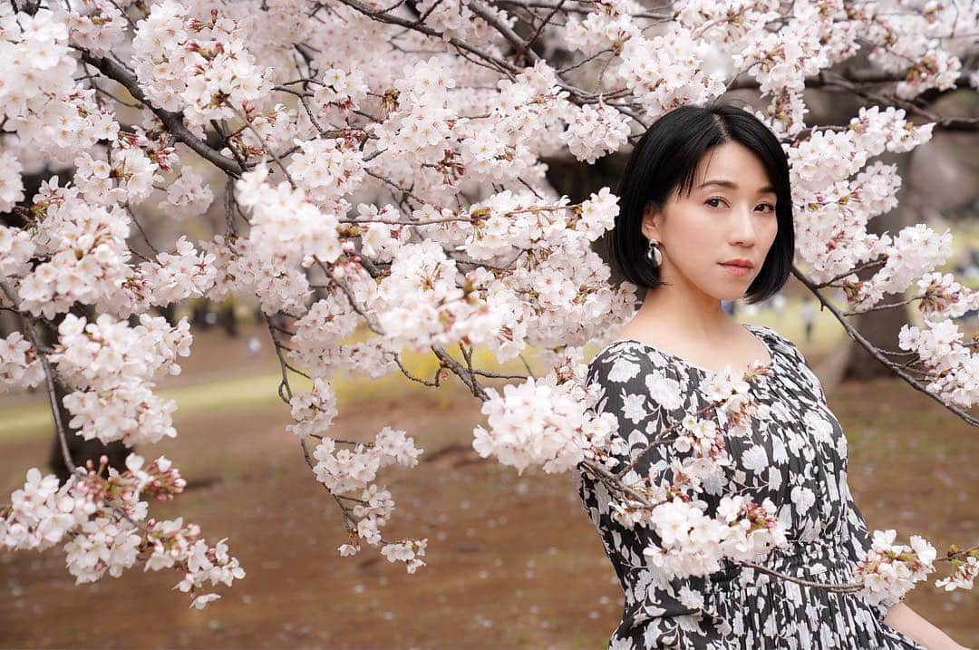 川田希さんのインスタグラム写真 - (川田希Instagram)「本日撮りたて。撮られたて？ 🌸 . . #桜 #さくら #cherryblossom #japan #sakura #portrait #photography #写真好きな人と繋がりたい」3月29日 22時05分 - nozomikawata