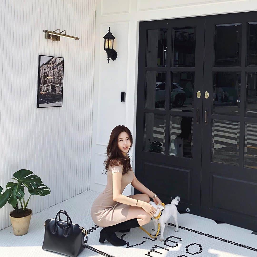 Choi Somiさんのインスタグラム写真 - (Choi SomiInstagram)「⠀⠀⠀⠀⠀ ʟᴏᴠᴇ ʟᴏᴠᴇ ʙᴇɪɢᴇ🖤 ⠀⠀⠀⠀⠀ ⠀⠀⠀⠀⠀ #글랜더 #glander」3月29日 20時47分 - cxxsomi