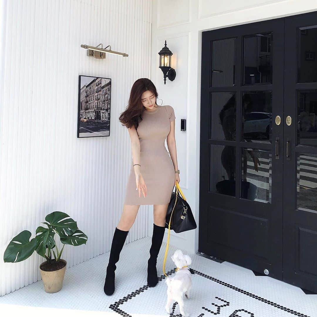 Choi Somiさんのインスタグラム写真 - (Choi SomiInstagram)「⠀⠀⠀⠀⠀ ʟᴏᴠᴇ ʟᴏᴠᴇ ʙᴇɪɢᴇ🖤 ⠀⠀⠀⠀⠀ ⠀⠀⠀⠀⠀ #글랜더 #glander」3月29日 20時47分 - cxxsomi