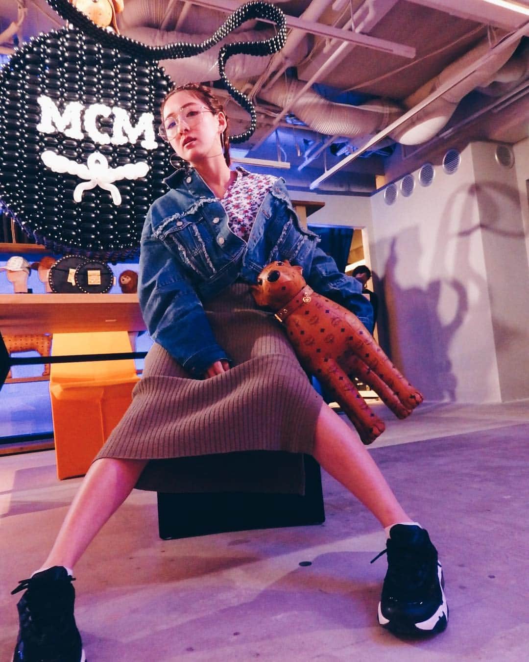 jyA-Me（ヤミー）さんのインスタグラム写真 - (jyA-Me（ヤミー）Instagram)「🎒👠🥽 "MCM GINZA HAUS 1" Opening Party に お邪魔してきました✨ MCM大好きなので、 可愛い新作達にずっと釘付けでした❤️✨ . Thank you for having me @mcmjapan  #MCM#MCMTOKYO #ginza #1976Tokyo」3月29日 20時47分 - jya_me