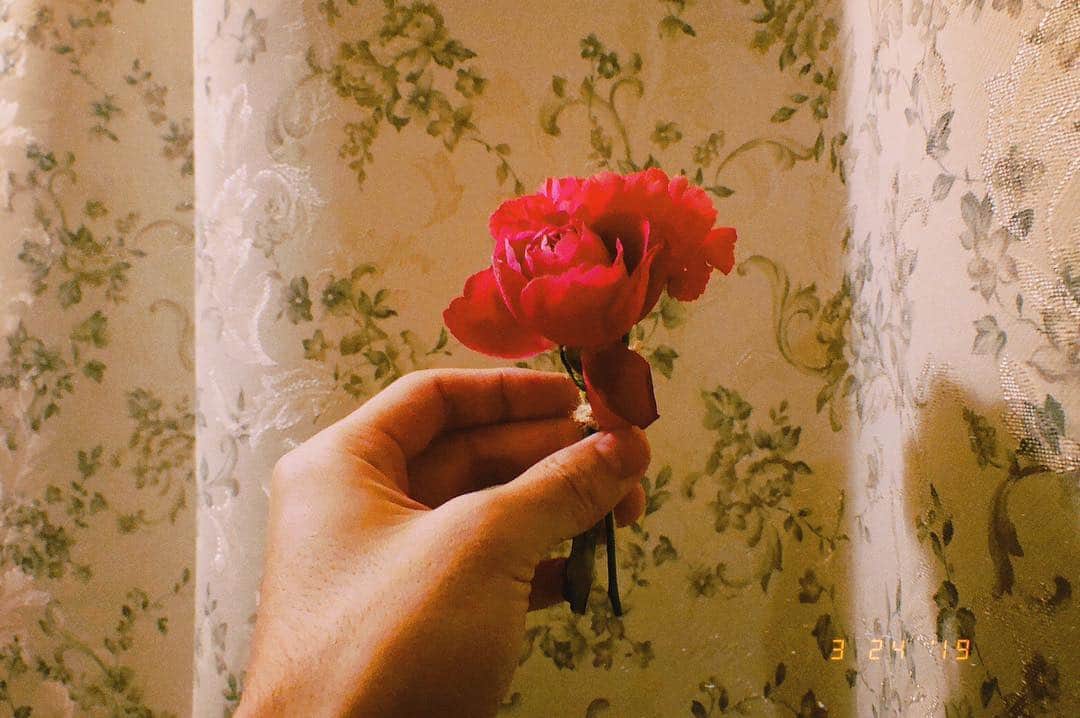松永天馬さんのインスタグラム写真 - (松永天馬Instagram)「‪【#松永天馬 の記憶が記録されました】‬ ‪2019/3/19-3/25 ロックンロールの私生児だもの ‬ ‪https://note.mu/urbangarde‬ ‪父親も母親もいないが、言葉がそこにあったんだ。‬」3月29日 21時16分 - urbangarde