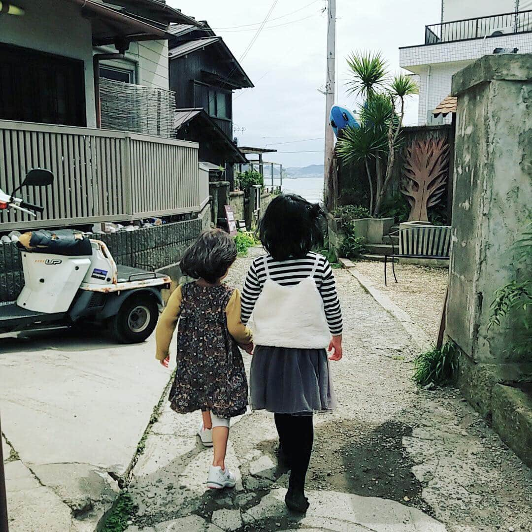 宇佐美蘭さんのインスタグラム写真 - (宇佐美蘭Instagram)「仲良し親子と鎌倉ぶらり😊🌸﻿ カフェ坂の下という、「最後から2番目の恋」というドラマのロケ地として使われたお店でお茶したよ💖﻿ ラムレーズンのパンケーキ美味しかった😍﻿ ﻿ #最後から2番目の恋#鎌倉#パンケーキ#ラムレーズン#ラムレーズンパンケーキ#カフェ」3月29日 21時20分 - usamiran_official