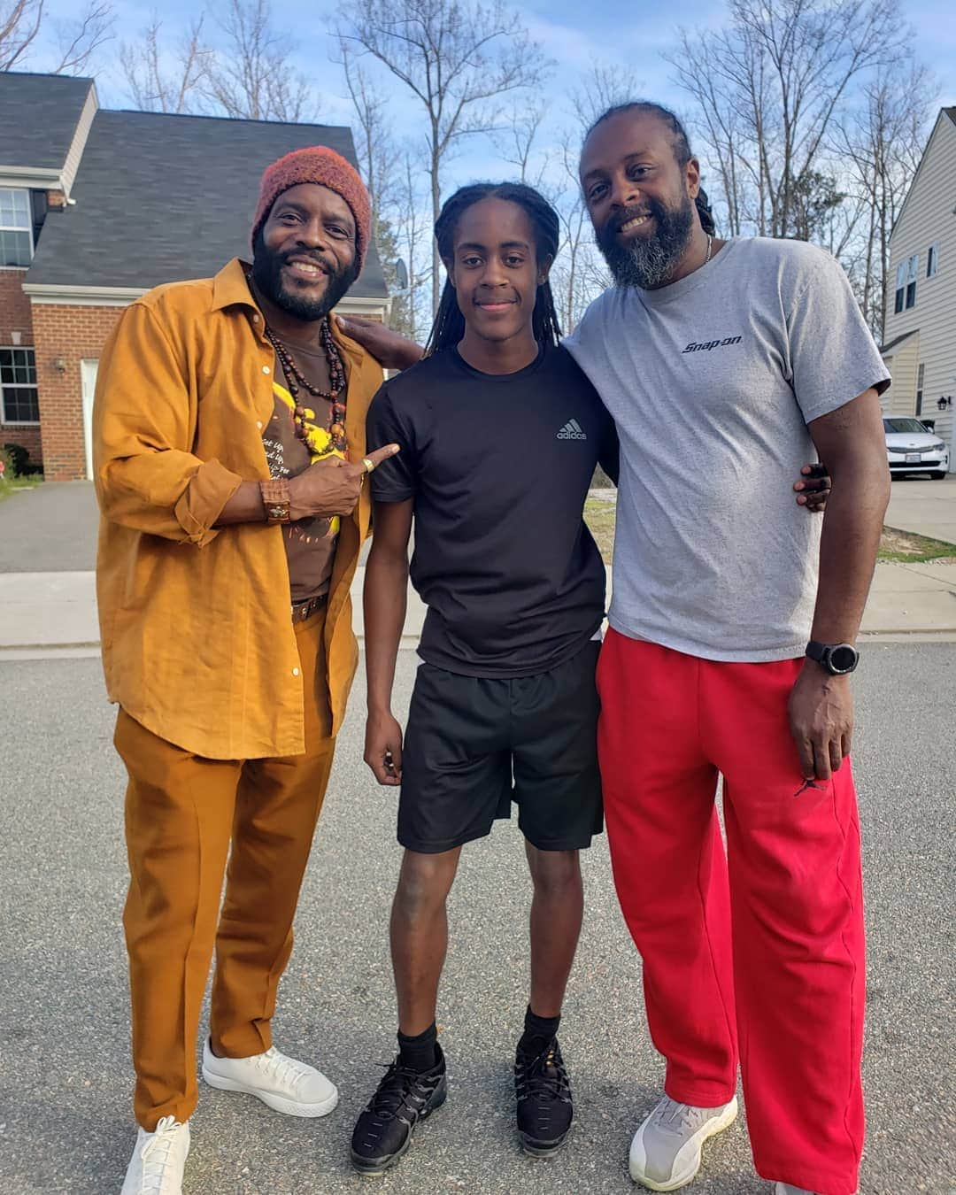 チャド・コールマンさんのインスタグラム写真 - (チャド・コールマンInstagram)「#Family! Me and my broski #antonbyrd and nephew #antonbyrdjr #Richmond #home #memories」3月29日 21時23分 - chadlcoleman