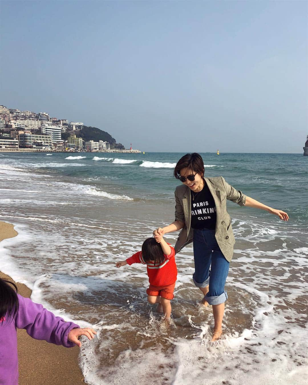 キム・ナヨンさんのインスタグラム写真 - (キム・ナヨンInstagram)「내가 참 좋아하는 도시, 부산 🌊」3月29日 21時25分 - nayoungkeem