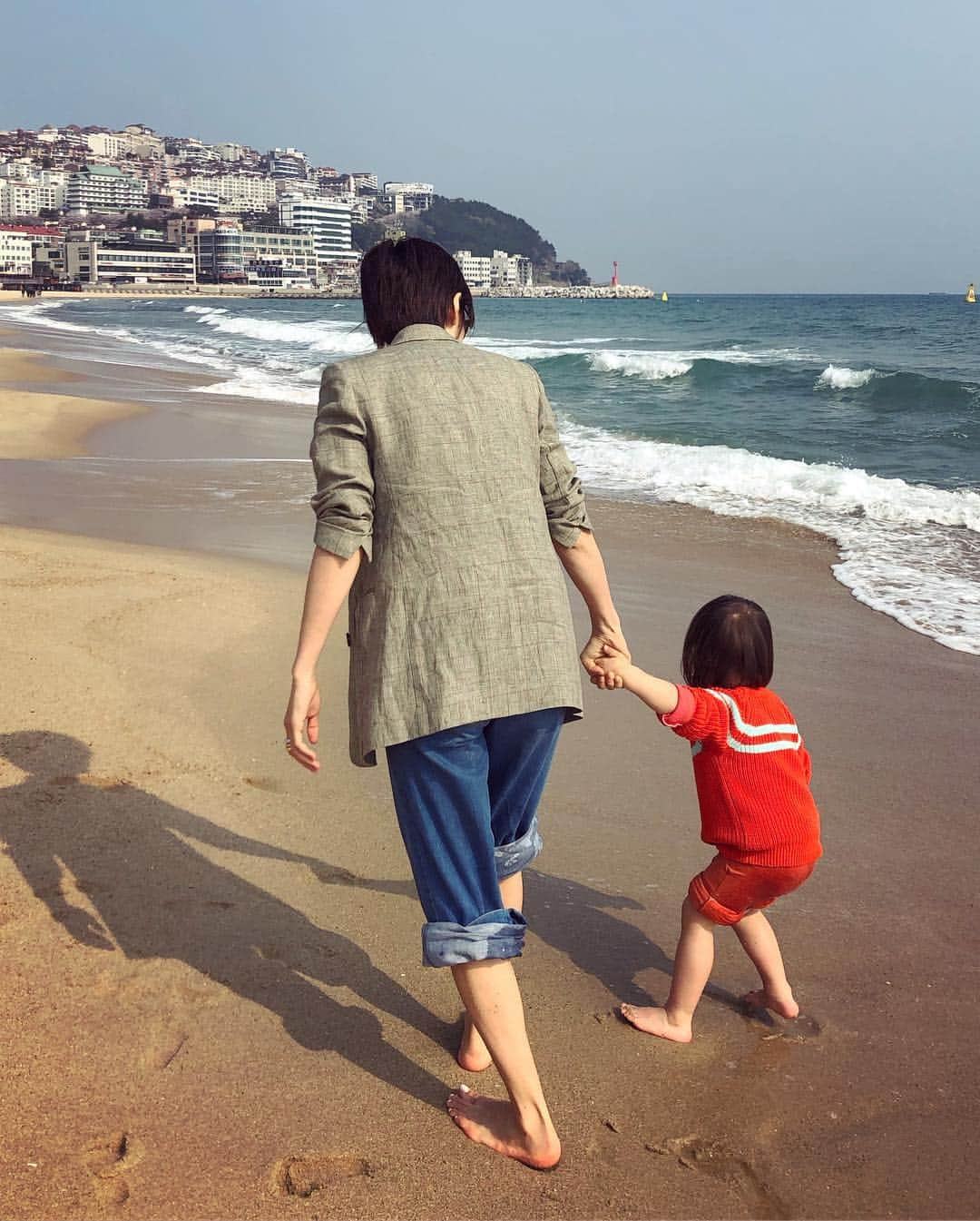 キム・ナヨンさんのインスタグラム写真 - (キム・ナヨンInstagram)「내가 참 좋아하는 도시, 부산 🌊」3月29日 21時25分 - nayoungkeem