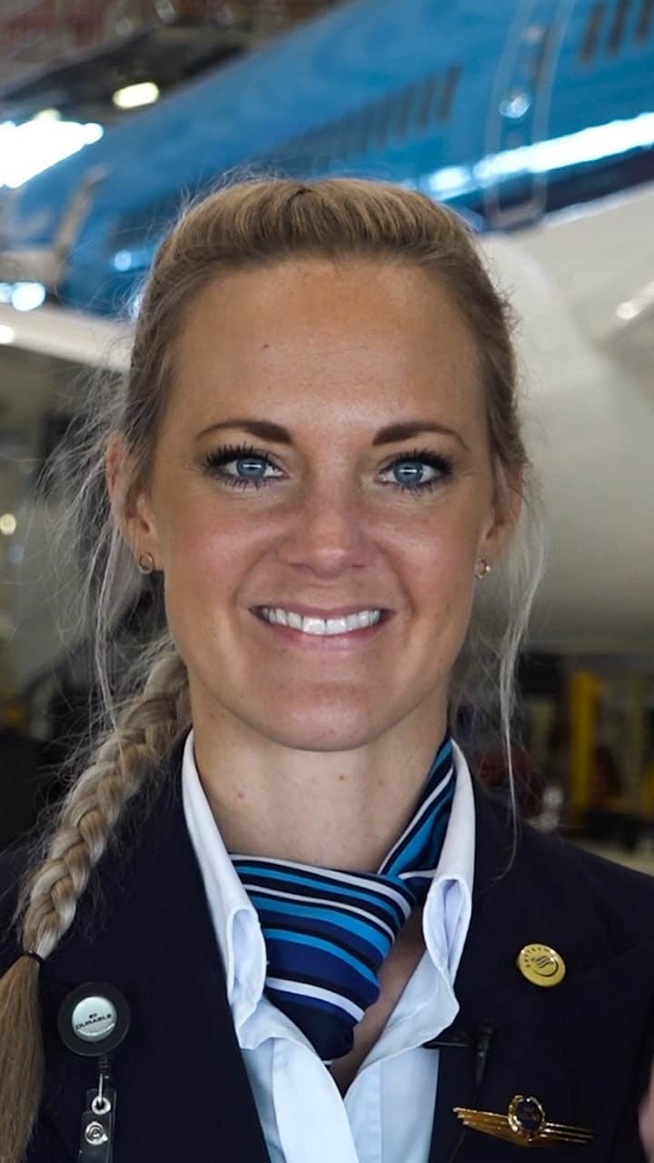 のインスタグラム：「In this episode our pilot Christa tells you everything you want to know about physical requirements to be a pilot. GO!」