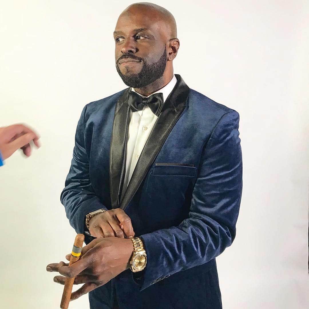 ファンクマスター・フレックスのインスタグラム：「Shhhhhh! Private Party! FunkFlex on the set! I’m gonna have the Paramount rocking! Maria thanks for the jacket!」