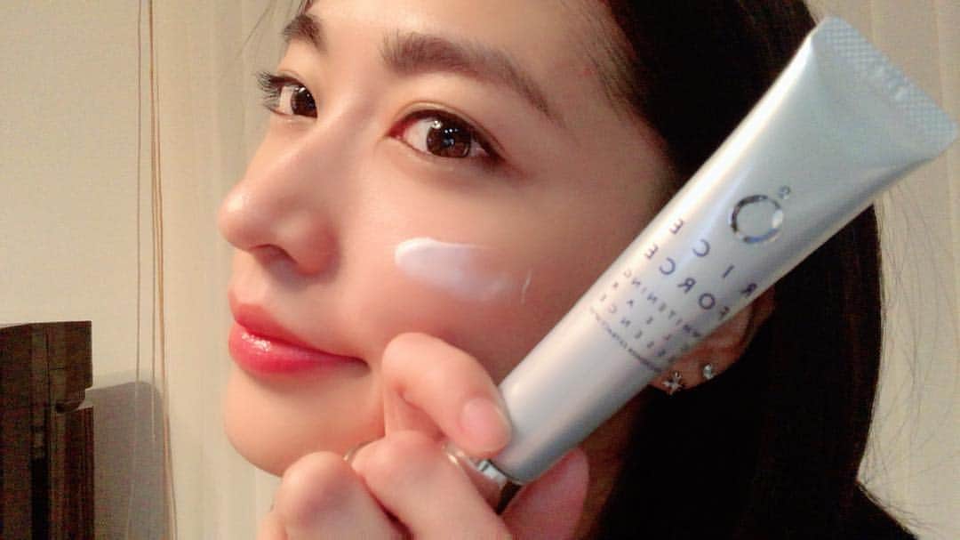 久保杏奈さんのインスタグラム写真 - (久保杏奈Instagram)「RICE FORCE 💙 * * #ライスフォース #ホワイトニングクリアエッセンス #薬用美白美容液 #メラニン#そばかす#防止#美肌#美白#beauty#model#frontanna @riceforce @front_model_agency」3月29日 21時43分 - ___iam_anna___