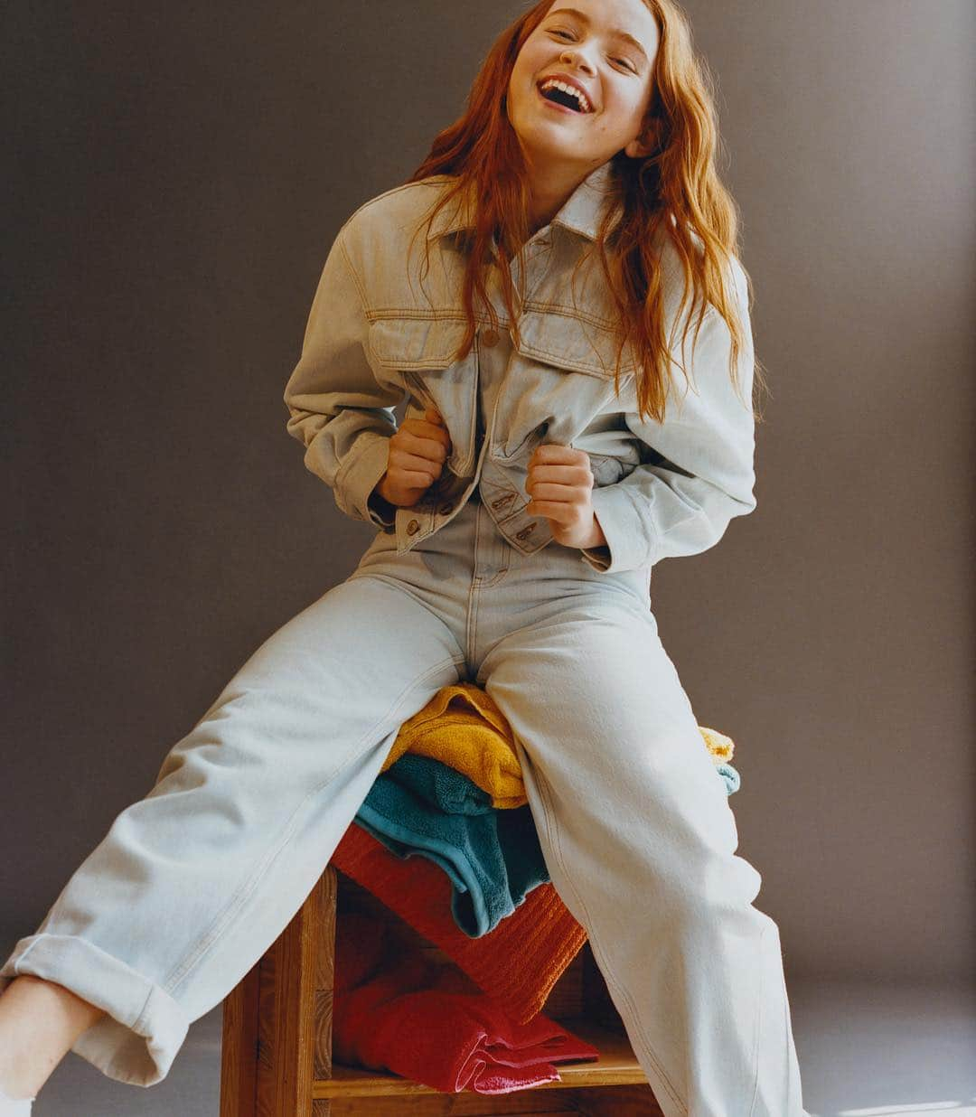 Pull&Bearさんのインスタグラム写真 - (Pull&BearInstagram)「New @sadiesink_ collection now available! With pieces inspired by her best looks ☺️ #pullandbearbyfadie #pullandbear @finnwolfhardofficial @sadiesink_ 📷@matteomontanariphotography」3月29日 21時54分 - pullandbear