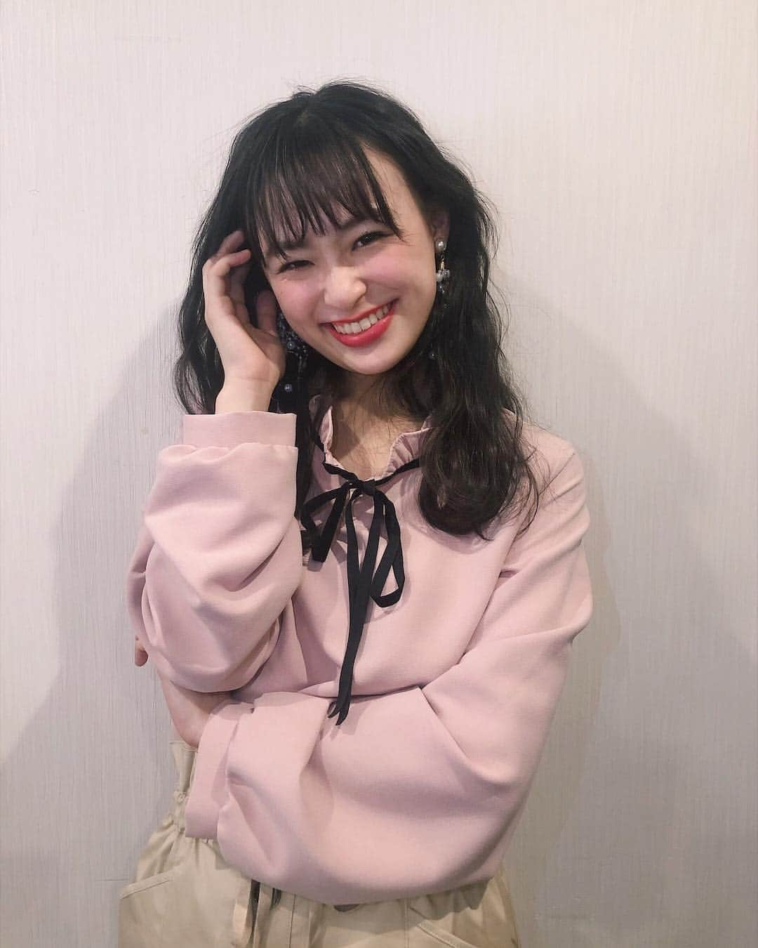 鈴木美羽さんのインスタグラム写真 - (鈴木美羽Instagram)「改めまして、Popteen全力祭ありがとうございました！ 幸せでいっぱいの日でした。 うわちやボード、声援、そしてなによりみんなの笑顔をありがとう☺︎ ラインライブ越しのみんなもありがとう！  #全力祭」3月29日 13時46分 - suzukimiu_0414