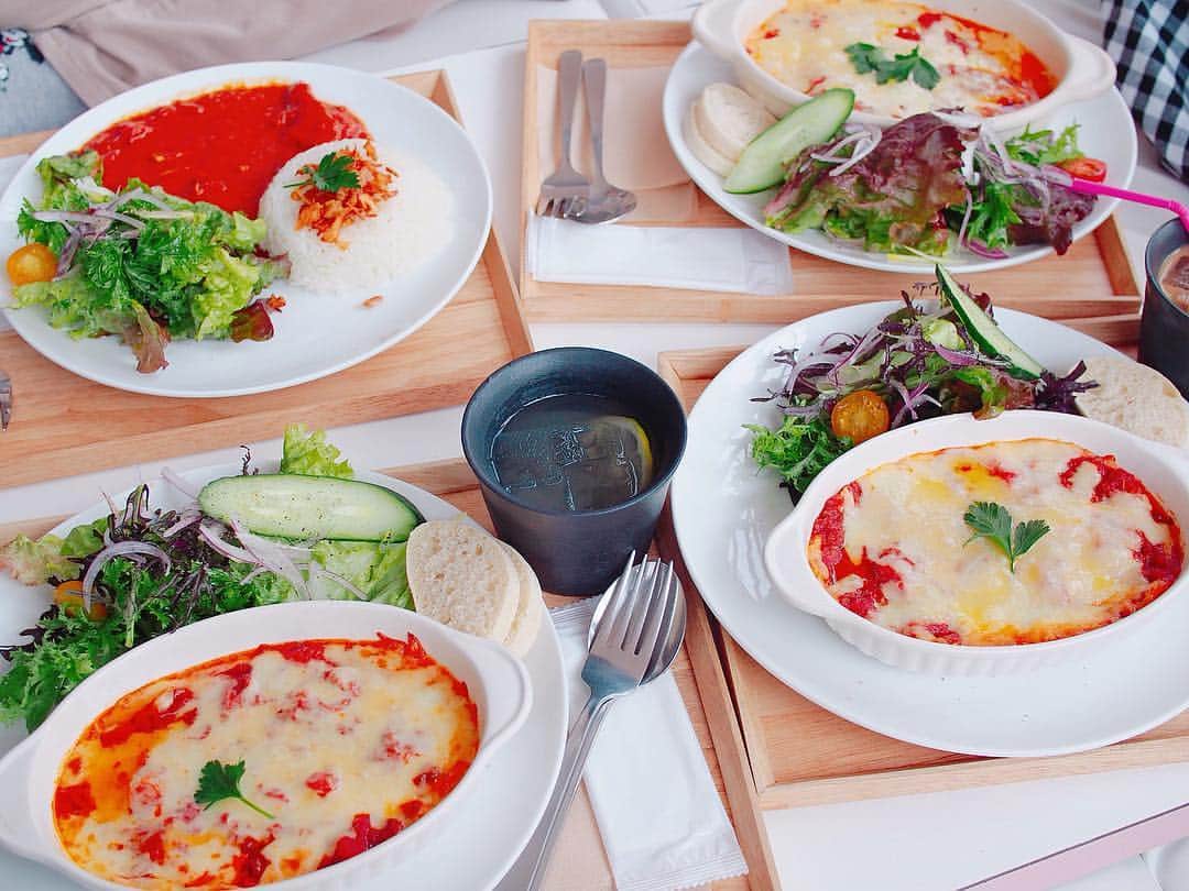 木南清香さんのインスタグラム写真 - (木南清香Instagram)「🍽💕 ・ ・ 鎌倉、ことりっぷ🌸 気の置けない仲間との時間は 癒しです…🙈💭 ・ #🍽 #ランチ #friends #鎌倉#鎌倉カフェ #underthepalmo ・ #小野田龍之介#昆夏美#華花#木南清香」3月29日 13時39分 - kinami_sayaka