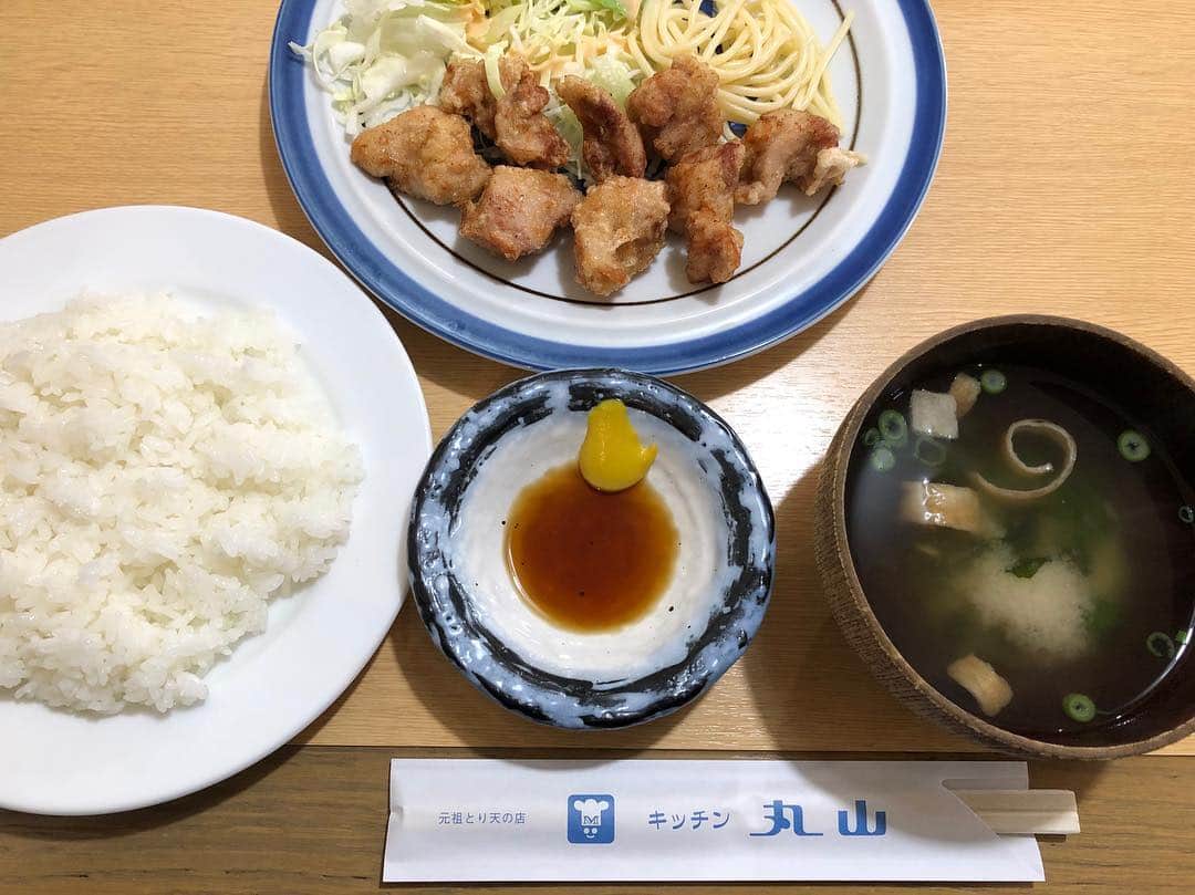 清水葉子さんのインスタグラム写真 - (清水葉子Instagram)「九州から四国へ🚙 フェリー乗る前にみんなでとり天食べたよ🍴 UNLIMITSでツアーまわるの久しぶり。 明日は松山WstudioREDです。 よろしくです🛳 #overthelimittour」3月29日 14時12分 - unlimits_yoko