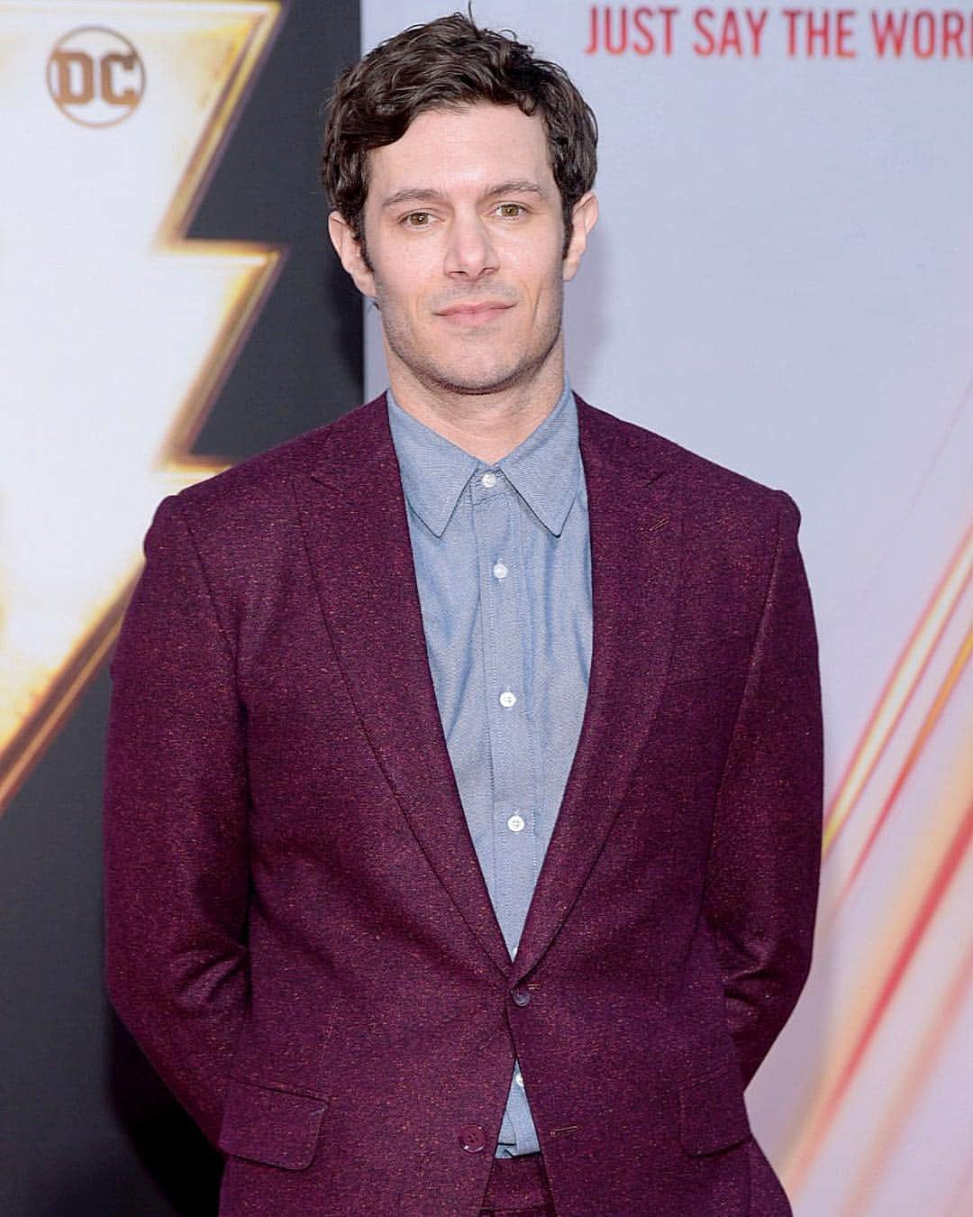 Just Jaredさんのインスタグラム写真 - (Just JaredInstagram)「@itsmeleighton supports husband Adam Brody at the premiere of his new film @shazammovie! #LeightonMeester #AdamBrody #ShazamMovie Photos: WENN, Getty」3月29日 14時52分 - justjared