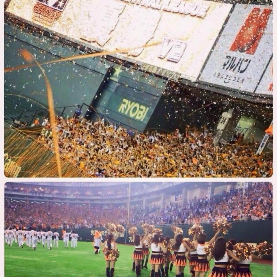 阿部智帆のインスタグラム：「🧡🧡🧡 スタンドがどんなに声を枯らしても ヒットも打てなきゃ アウトも取れない。 でも『勝てる空気なら、創れる‼︎』 . それが 私たちファンの役割・ファンの闘い方⚾︎ そして その空気がきっと 戦力になる。 . . . と、あべは今年も信じております🐒💕 （これ10年言ってるね笑） . だから みんなで 勝てるスタンド作りましょ🧡‼︎ . . 日本一になるチームへ 日本一の声援を✊‼️ . . GIANTSにはNo.1しか似合わない🏆✨ . #プロ野球 #開幕 #giants #選手のチカラ #ファンのチカラ #一丸 📸 #venus #プレポスファミリー#観戦記」
