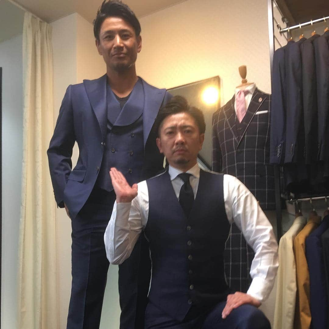 魔裟斗さんのインスタグラム写真 - (魔裟斗Instagram)「今日 スリーピース ダブルベストスーツ 出来上がり！ made by tokyo tailor #魔裟斗  @tokyotailor」3月29日 15時30分 - masato.official