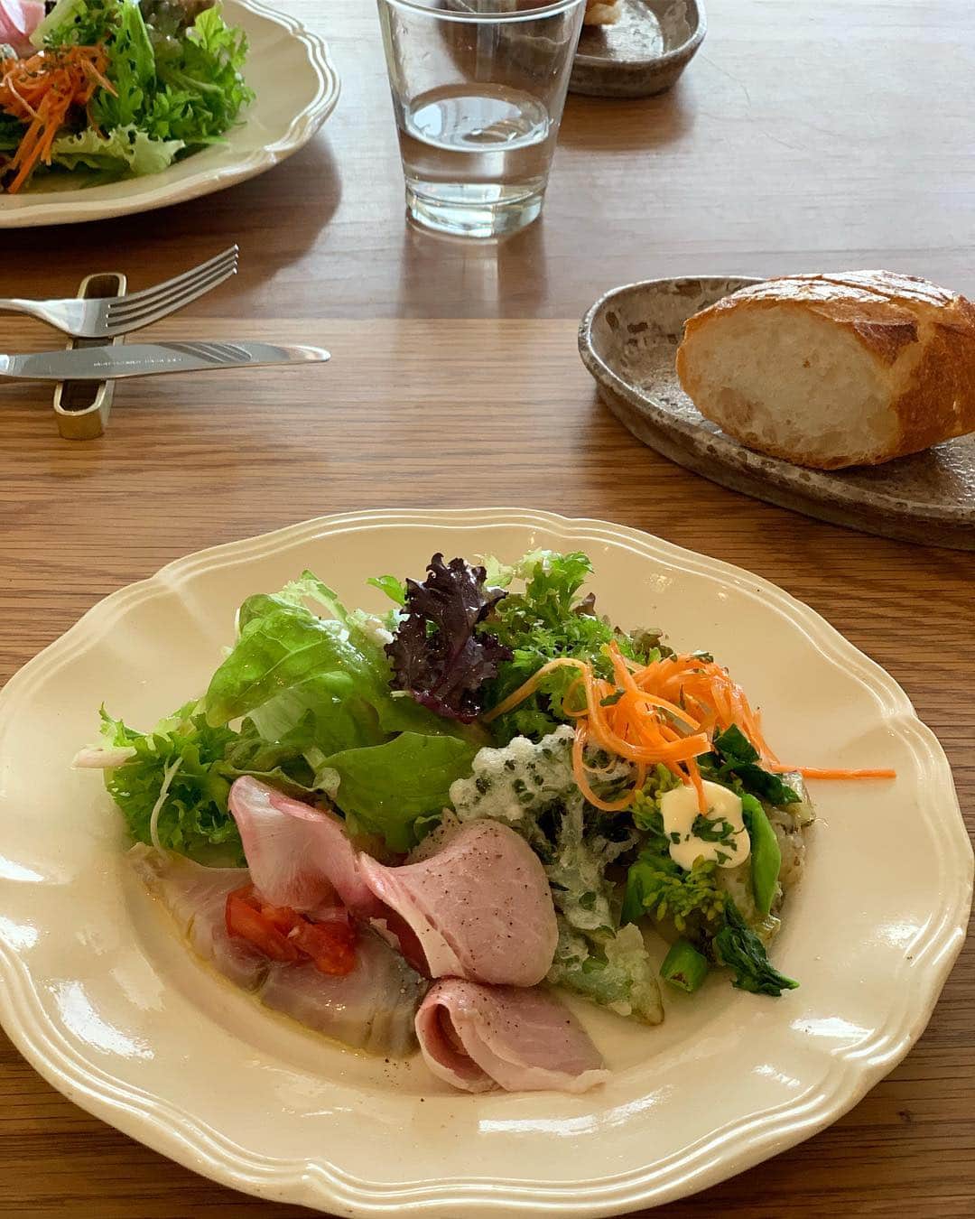 青山有紀のグルメインスタ