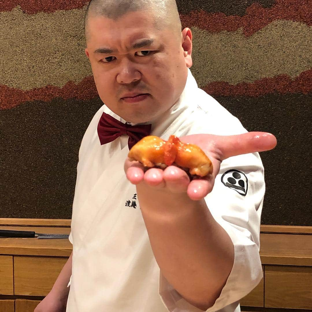 出水田大二郎さんのインスタグラム写真 - (出水田大二郎Instagram)「なう！噂通りの半端ないクオリティ。 #照寿司#照寿司のやり方 #北九州#戸畑」3月29日 22時16分 - dai26insta