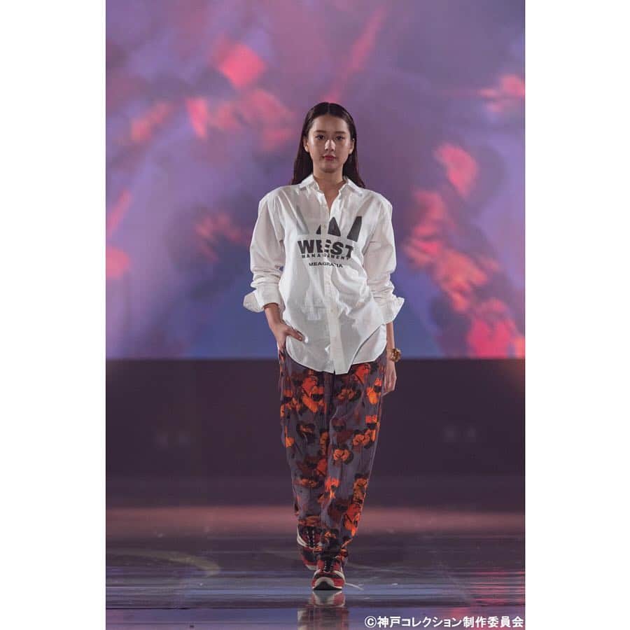 神戸コレクションさんのインスタグラム写真 - (神戸コレクションInstagram)「. . . 神戸コレクション 2019 SPRING/SUMMER -ガールズフェスティバル- OFFICIAL PHOTO . ▽BRAND▽ meagratia (@meagratia) . ▽MODEL▽ #香川沙耶 #朝比奈彩 #藤井サチ #立花恵理 #Niki #松井愛莉 . #kobecollection #神戸コレクション #kobecollection_official #神戸コレクション公式 #神コレ #2019ss #神戸コレクション2019ss #ガールズフェスティバル #fashionshow #fashion #model #brand #styling #meagratia」3月29日 17時00分 - kobe_collection