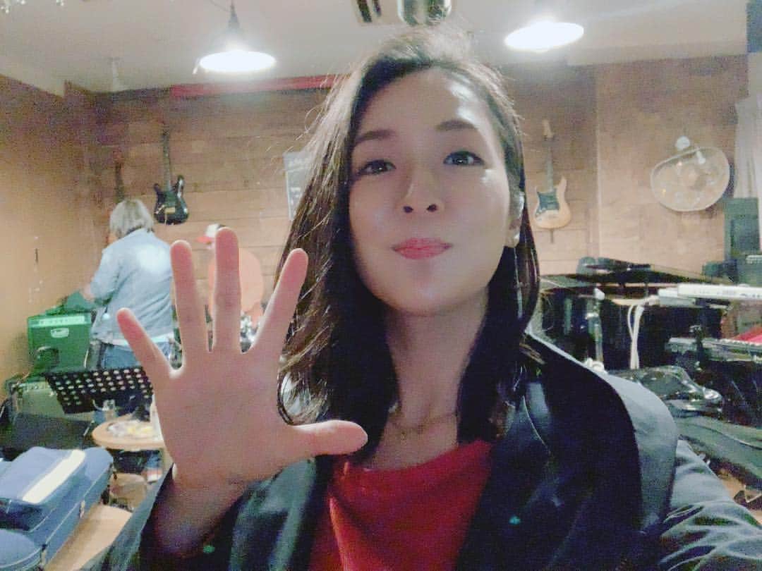 本間愛花のグルメインスタ