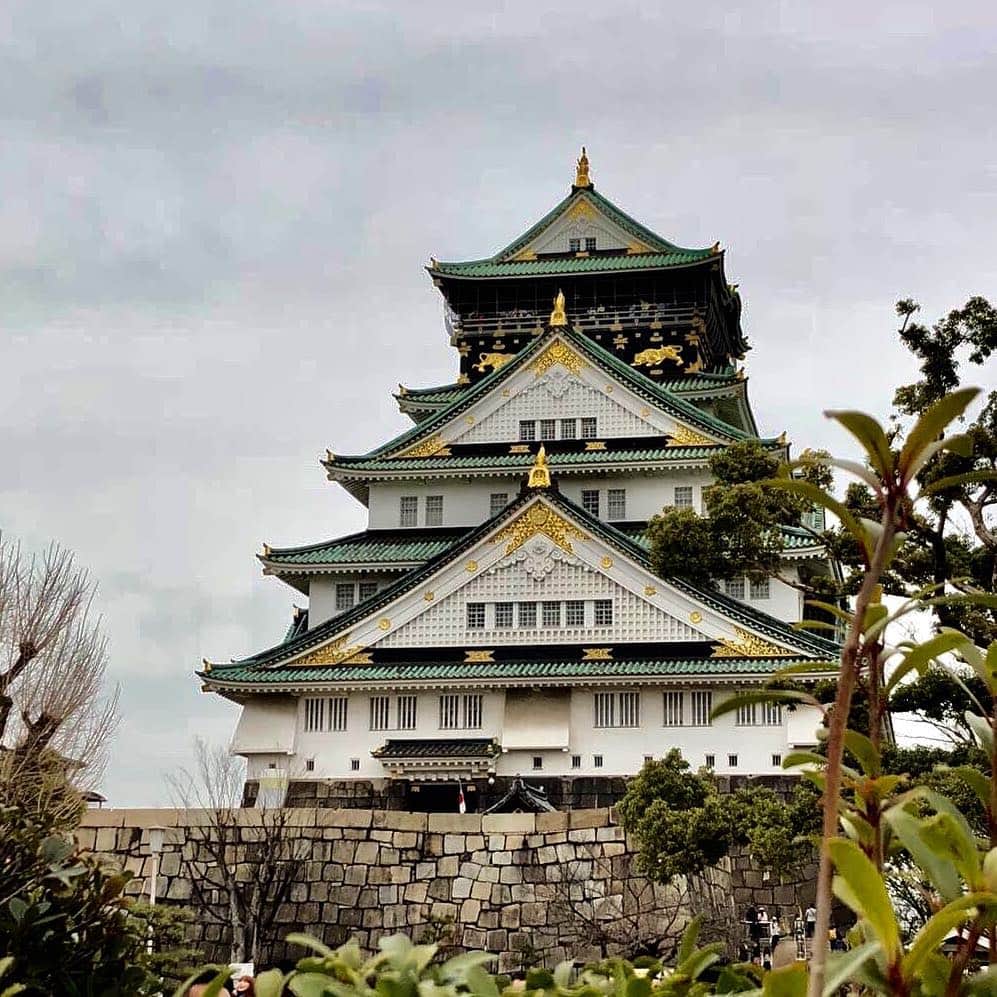 工藤村正のインスタグラム：「OSAKA Castle & Ohzumo Senshuraku」