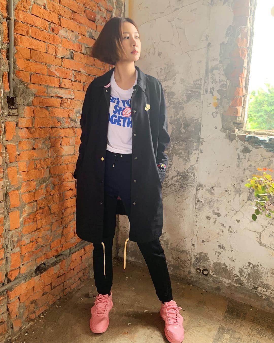 アンバー・アンさんのインスタグラム写真 - (アンバー・アンInstagram)「以為可以很瀟灑 #nike」3月29日 17時21分 - xinya_an