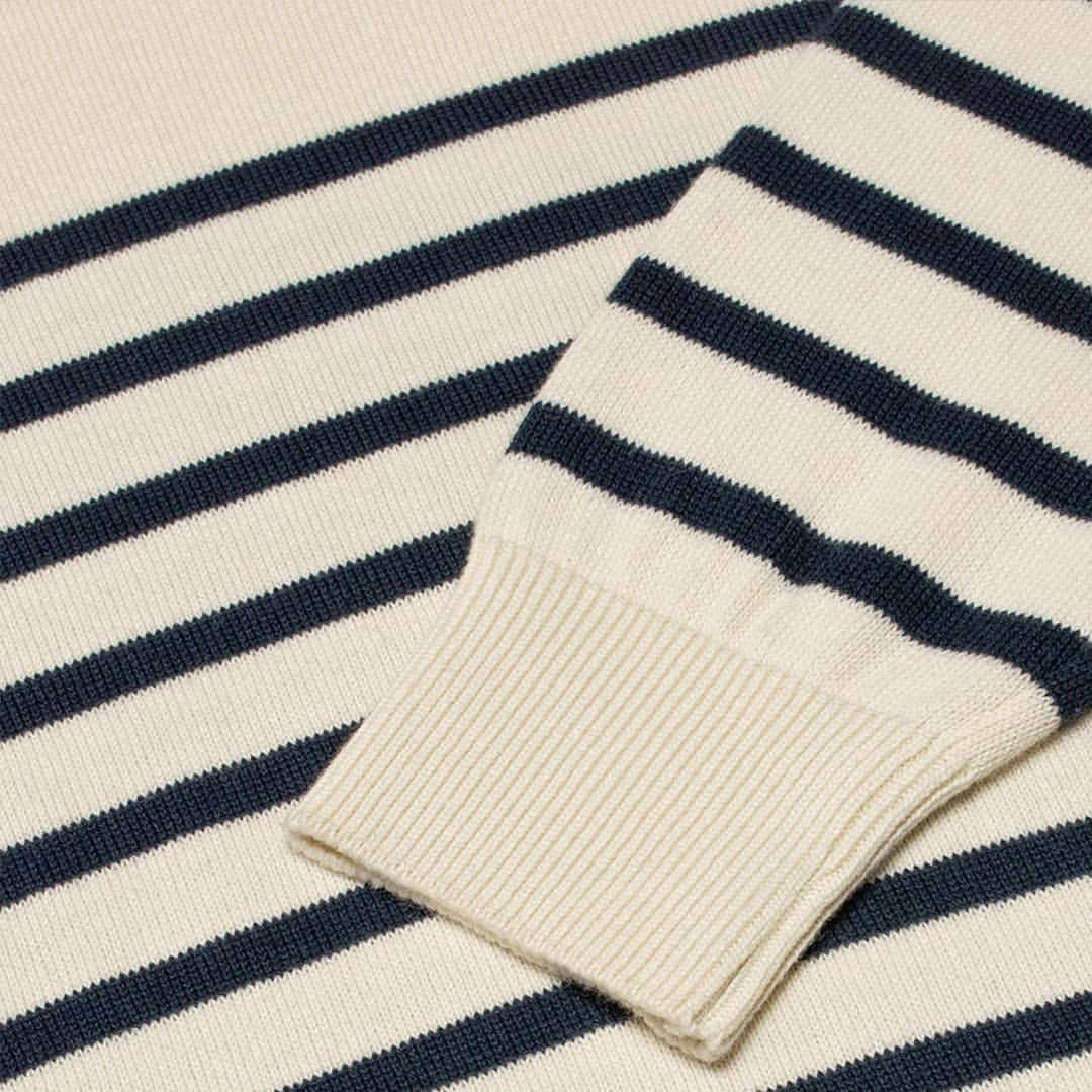 ドゥシャンさんのインスタグラム写真 - (ドゥシャンInstagram)「Summer-ready lightweight knitted cotton - Now available (sunshine coming soon). . . . . . . . . #HowIDuchamp #MenswearDaily #DuchampLondon #Knitwear #SS19 #Menswear」3月29日 17時30分 - duchamplondon