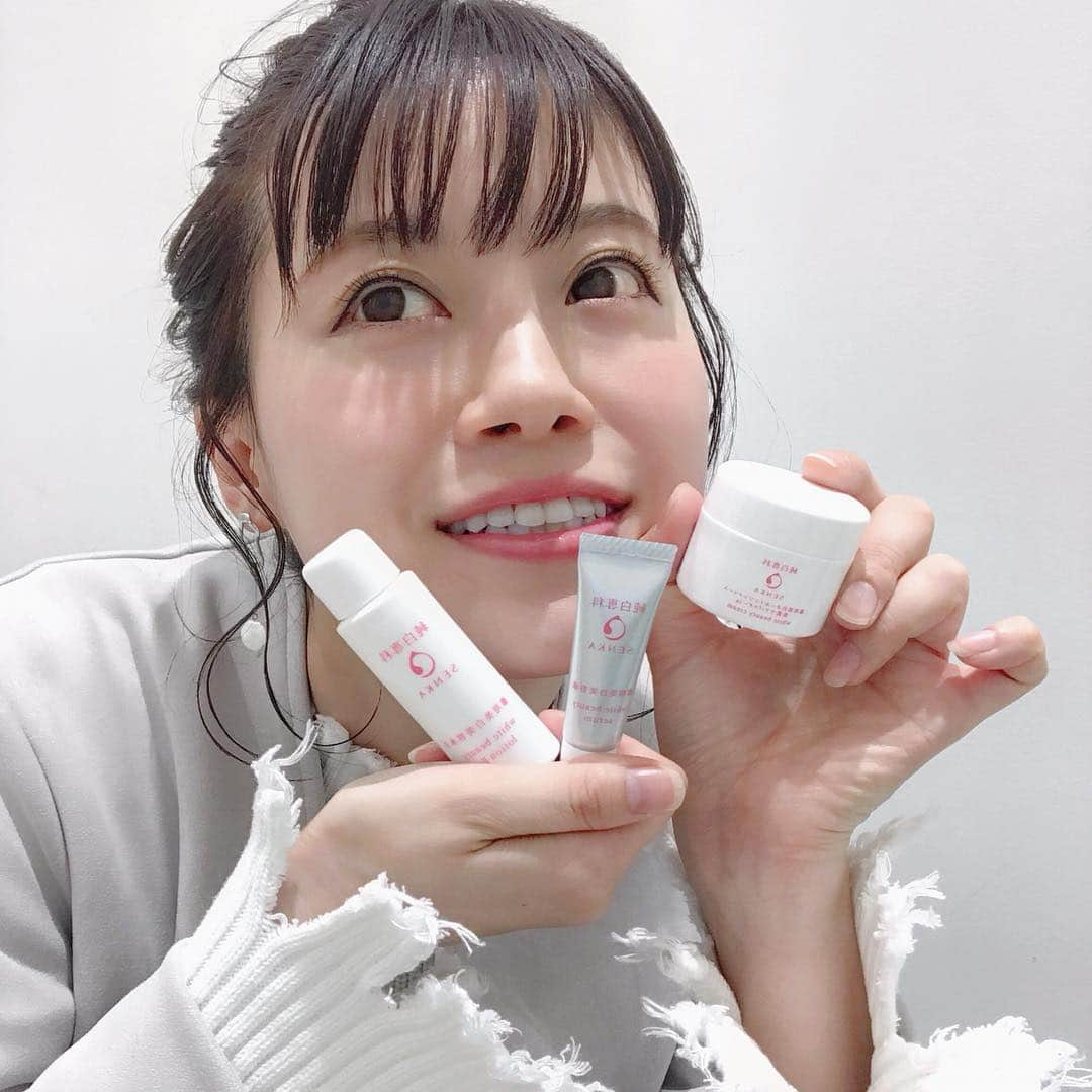 笹口直子さんのインスタグラム写真 - (笹口直子Instagram)「暖かい日が増えてきて、日焼け対策！美白対策！に力を入れるこの頃。 日傘も早々に解禁しました⛱ ・ ・ 私の美白サインは子連れでお出かけ。 1人の時は日傘さしたり、日焼け止めぬり直したり出来ますが、子供と一緒の時はそんな余裕なし。 ・ ・ お出かけ後のシミ・ソバカス対策として純白専科を使ってみました！ うっかり日焼けでもアフターケアをしっかりしておくといいみたい^^ ・ ・ 私のレビューが純白専科の特設サイトにアップされるそうですので、是非チェックしてみてください✨ ・ ・ #pr #純白専科 #美白サイン」3月29日 17時36分 - na.o.ko.16