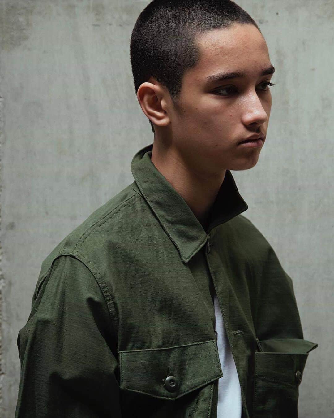 HYPEBEASTさんのインスタグラム写真 - (HYPEBEASTInstagram)「@hypebeaststyle: @wtaps_tokyo further explores its military-inspired aesthetic with its “MILL (UNIFORMS)” diffusion line. The Spring/Summer 2019 collection sees WTAPS strip back to the bare necessities of workwear, delivering “the ultimate uniform line” thanks to simplistic, oversized cuts and minimal tailoring. All of the clothing items can be found now online.  Photo: WTAPS」3月29日 17時59分 - hypebeast