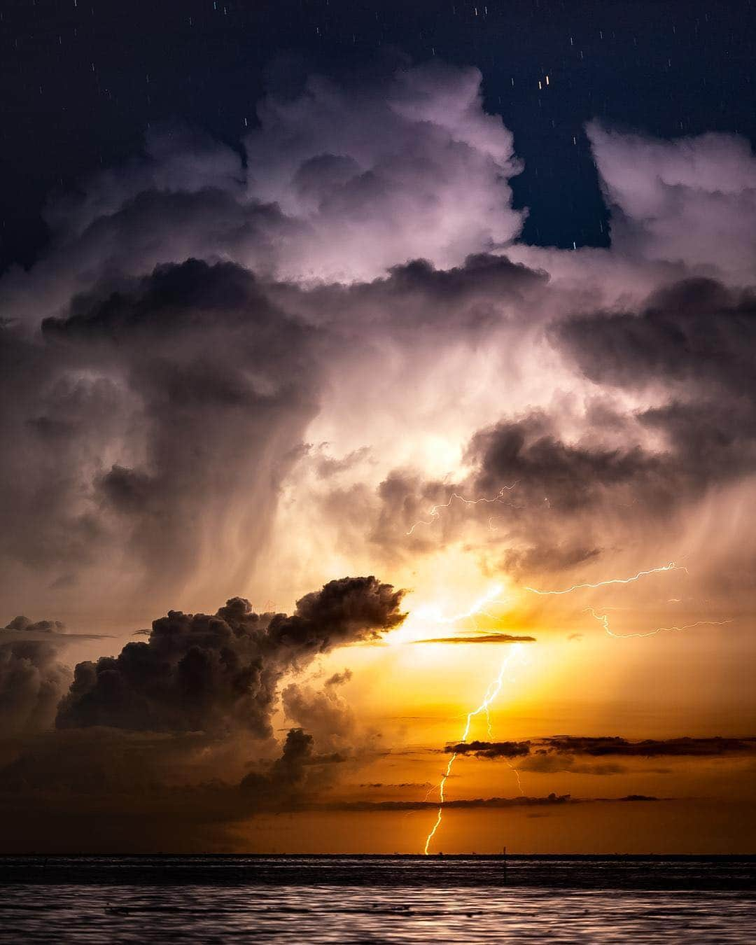 Canon Photographyさんのインスタグラム写真 - (Canon PhotographyInstagram)「An amazing slide of the intense thunderstorm activity around Lake Maracaibo in Venezuela! The area is know to be the most lightning active on earth with lightning occurring almost every day of the year! Which is your favourite?  All photos by @jonaspiontek! Make sure to check him out, he’s just about to surpass 100k followers!」3月29日 18時07分 - cpcollectives