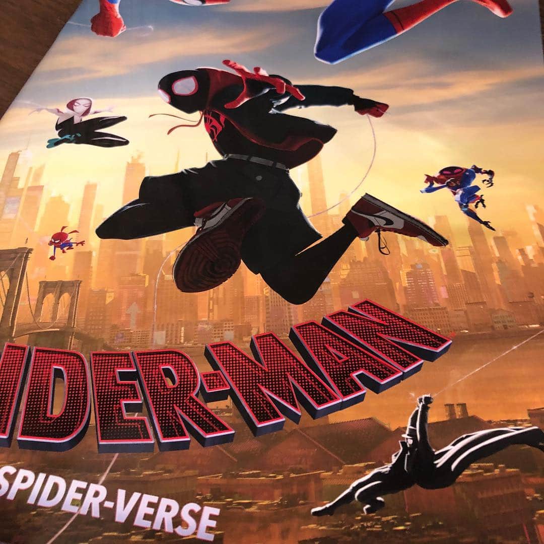 のインスタグラム：「ようやっと #spiderverse」