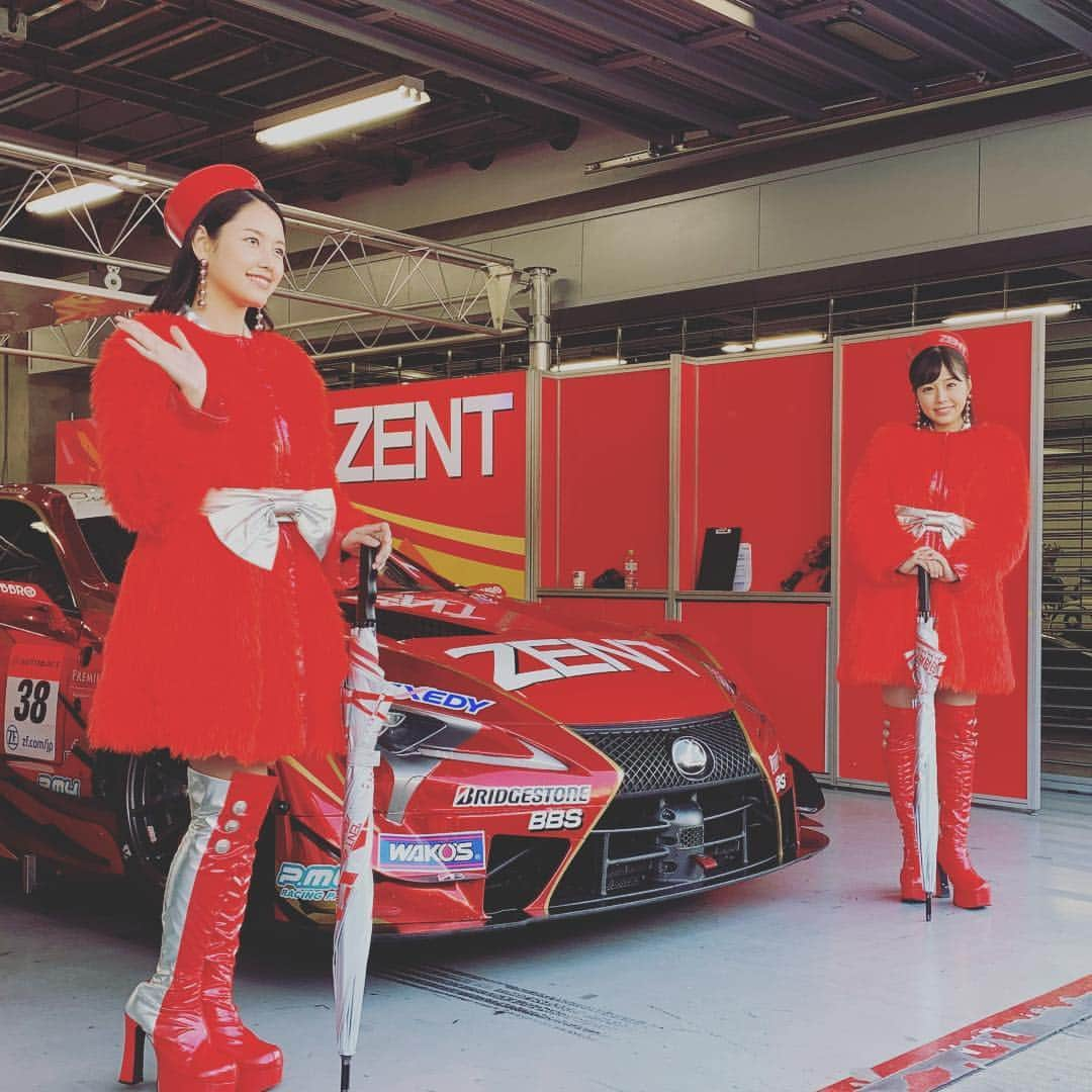 ZENTsweetiesのインスタグラム：「みなさん💕 こんにちは❣️ いよいよ、明日は、、、 ZENTsweeties2019のお披露目です❣️ その前にみなさまにお詫びです… 一昨日から公式HPの調子が悪く、その期間にHPから予約してくださった方のメールがこちらに届いていない可能性があります😢 大変申し訳ありません😢  当日受付、参加も大歓迎です💕  新メンバーの紹介❣️ 新コスの発表❣️ サイン会にオフ会と盛りだくさんの1日です💕  誰よりも早く、ZENTsweeties2019に愛に来てください💕  会場にてお待ちしております🥰  みなさんに愛を💕  #zentsweeties#zentsweeties2019 #2019 #メンバー #発表#メンバー発表#お披露目 #予約  #川村那月#チャナナ沙梨奈 #福江菜々華 #南まりあ #ティースタイル#ティースタイルマネージメント#tstyle#tstylemanagement #あの人達も来るよ」